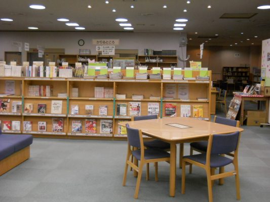 鳴尾図書館