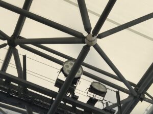 （仮）駅のホームランボール