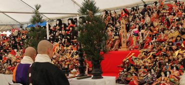 門戸厄神　人形供養