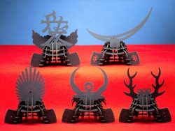 ダンボールの武将兜（かぶと）