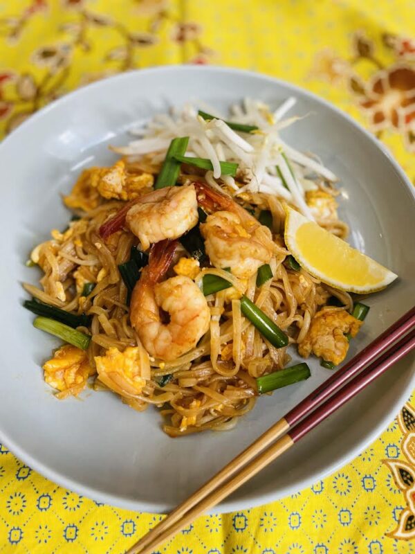 タイ料理「イムハウスカフェ」の「海老パッタイ」
