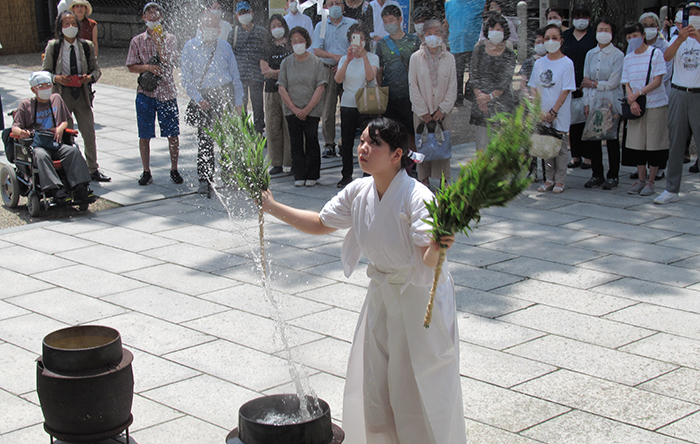 西宮神社の夏えびす　夏祭・湯立神楽