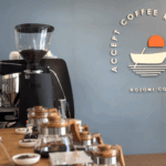 ACCEPT COFFEE ROASTER(S)店内