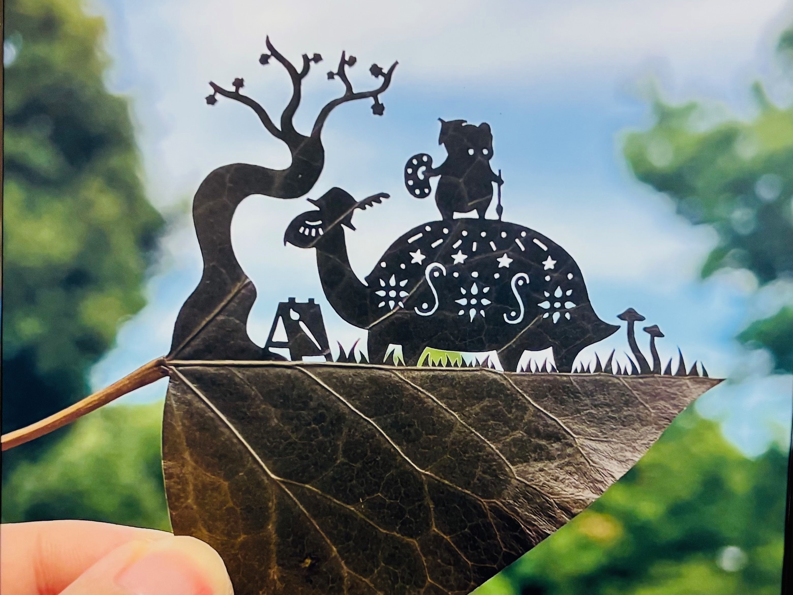 りと＠葉っぱ切り絵