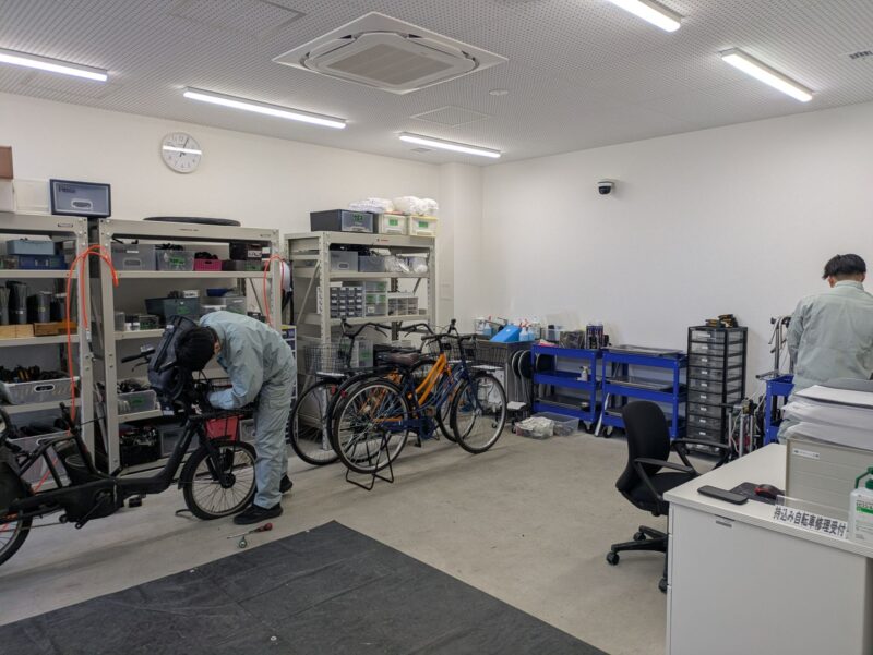 自転車メンテナンス室の様子